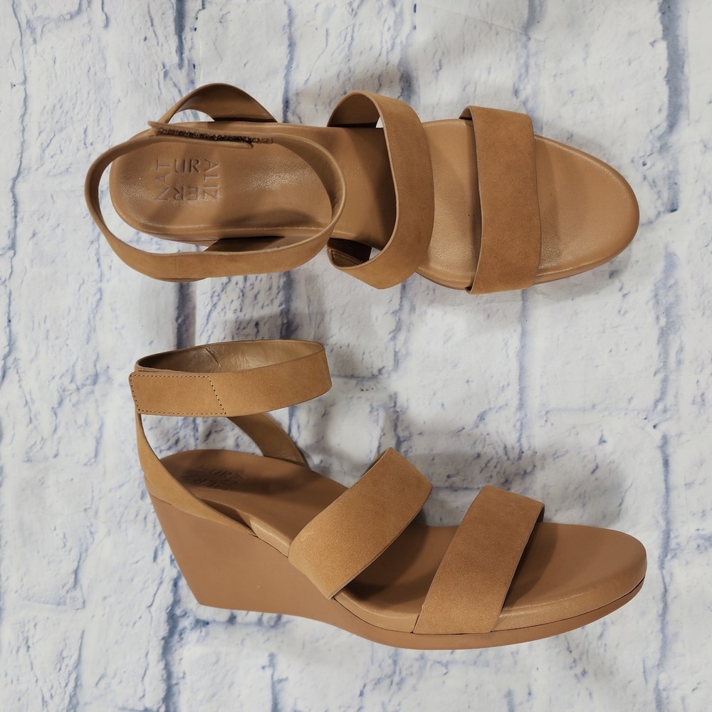 Naturalizer Sandals WOMENS SIZE 9.5 M Beige Ignite Leather Wedge Heels